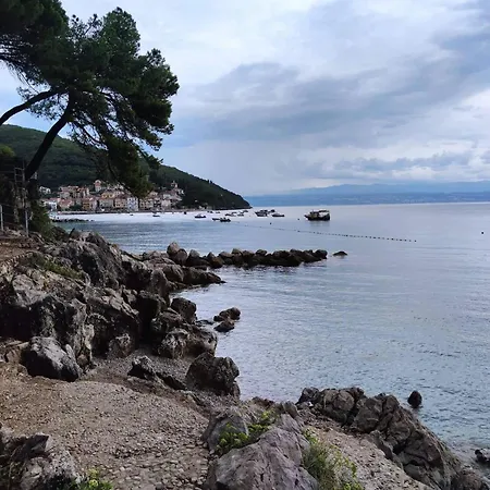 Holiday House Morski Pogled Vakantiehuis Mošćenička Draga